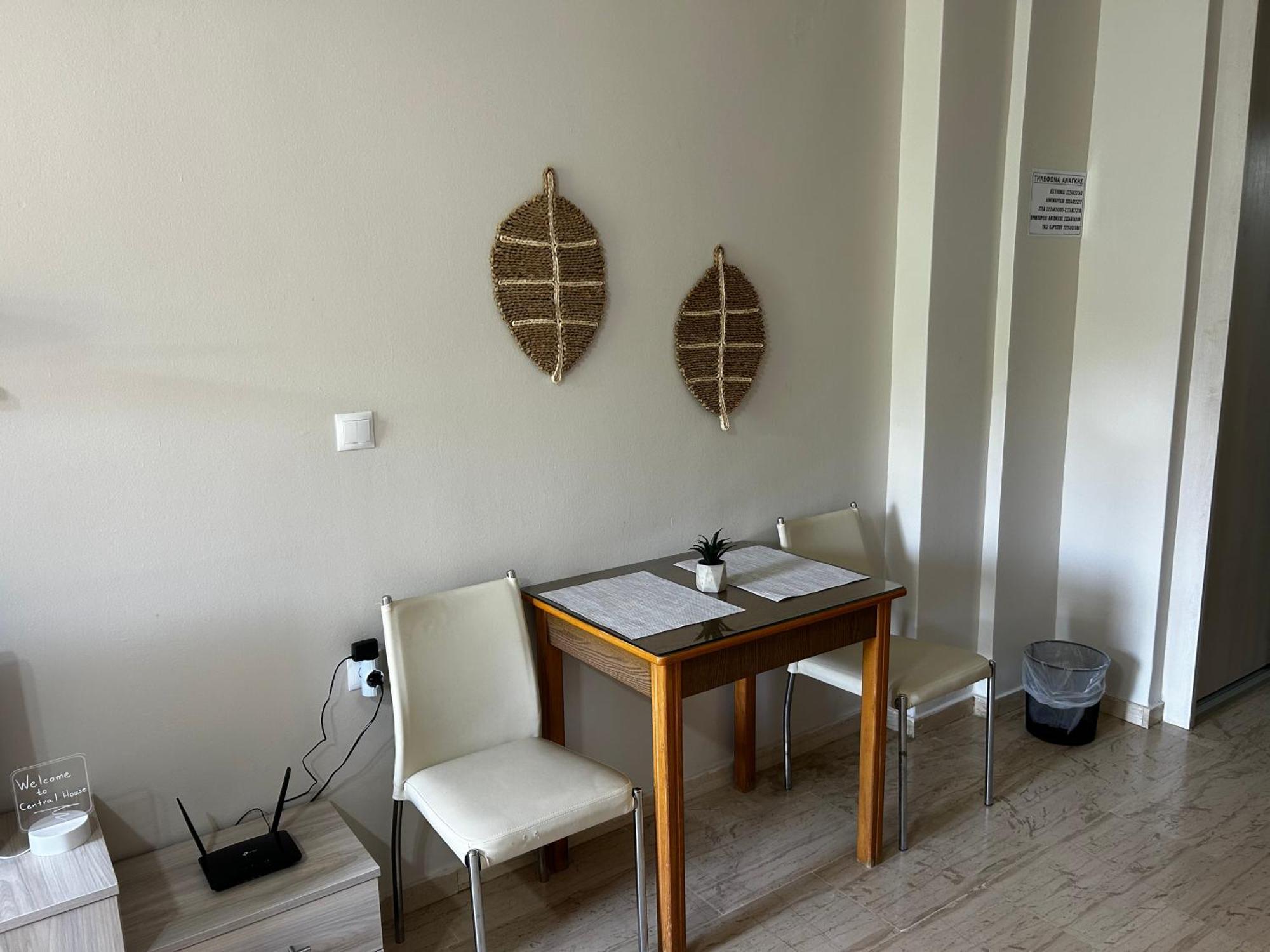 Central House Karistos การิสโตส ภายนอก รูปภาพ